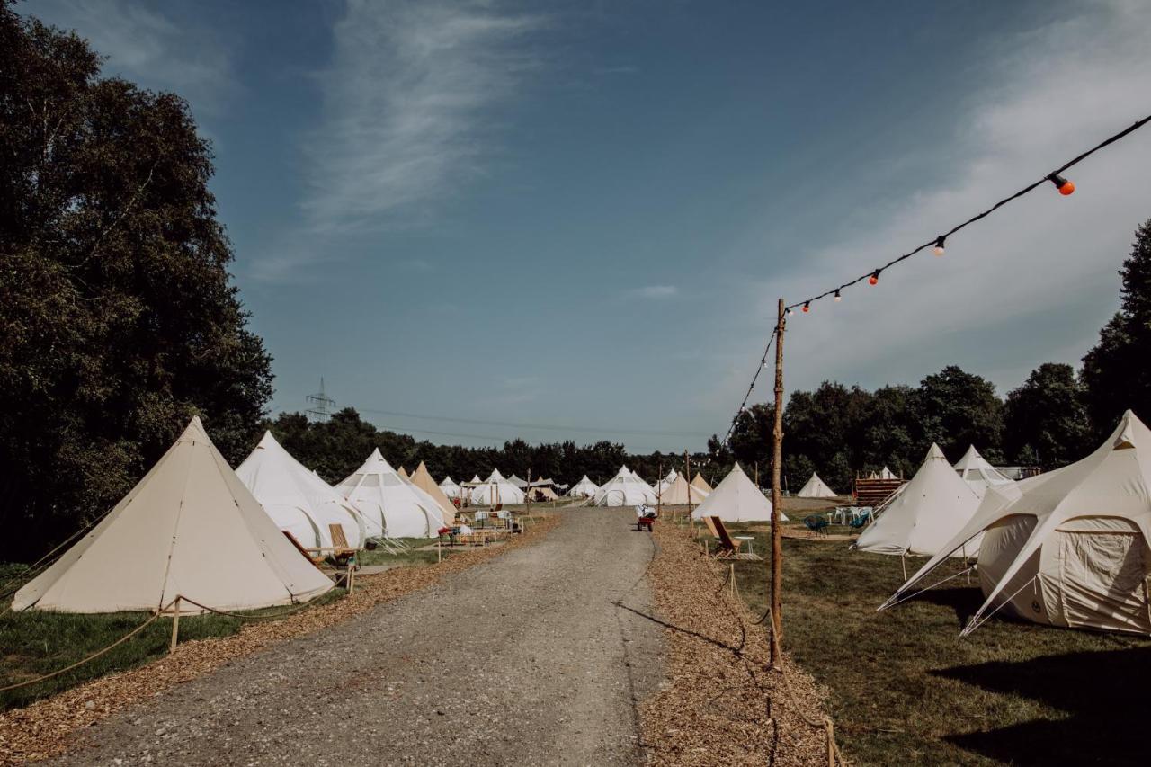 Glampingresort Raus Am See In Spaden Schiffdorf Εξωτερικό φωτογραφία